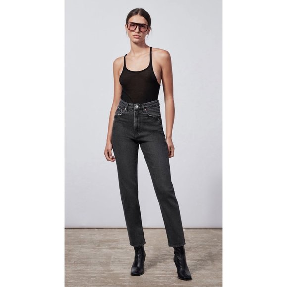 Zara Denim - Zara the 90’s Mom Fit Jeans in Beginnings Black 8 NWT